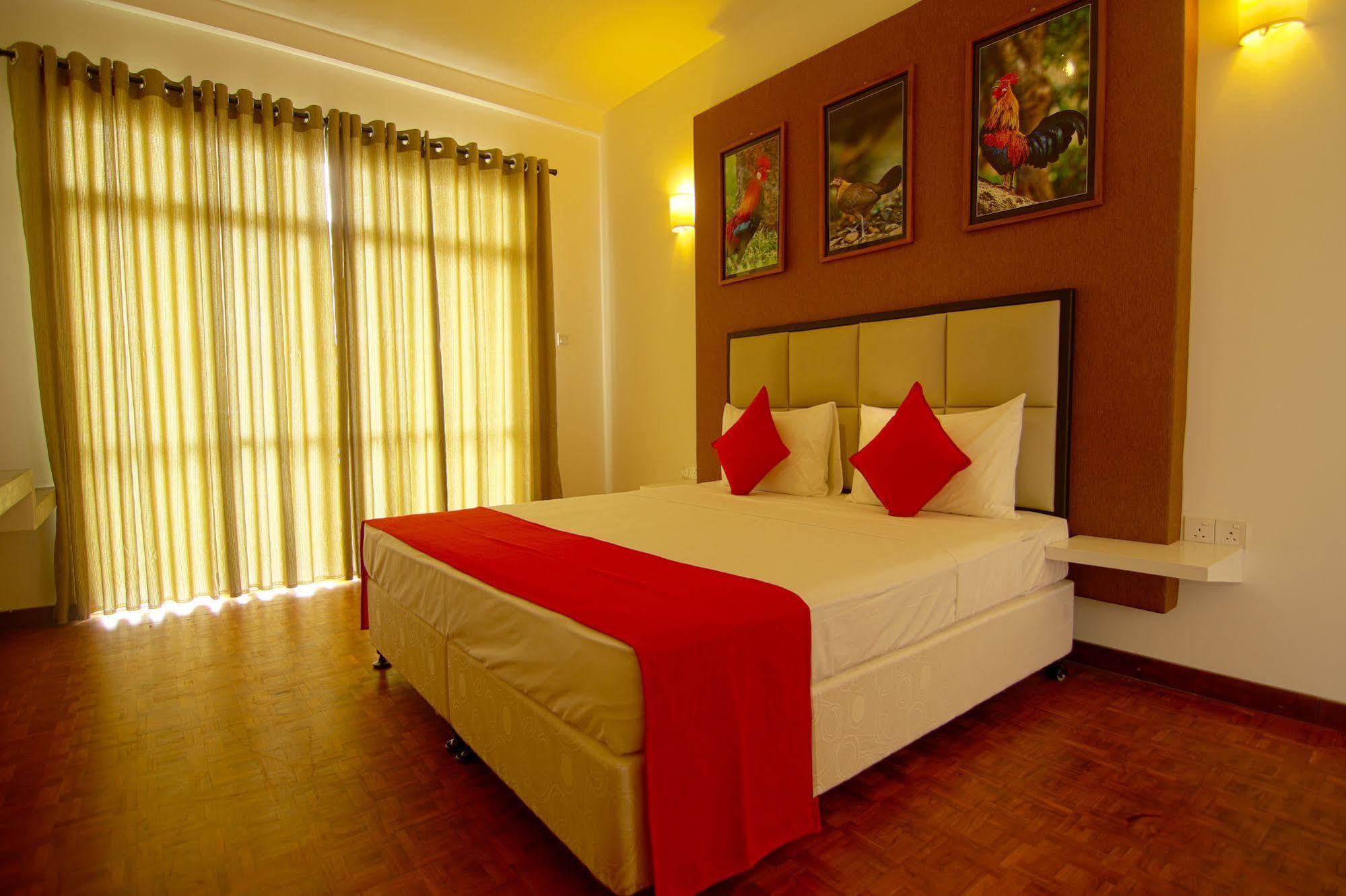 Jade Green Hotel Hambantota Exterior foto