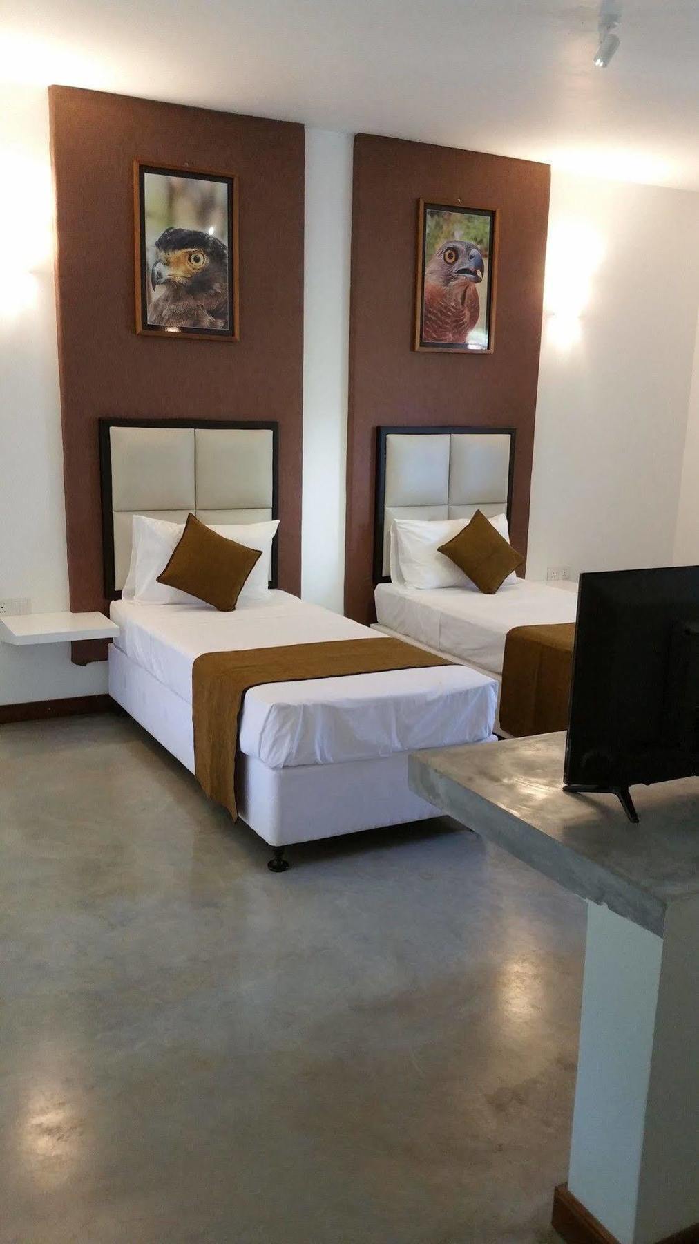 Jade Green Hotel Hambantota Exterior foto